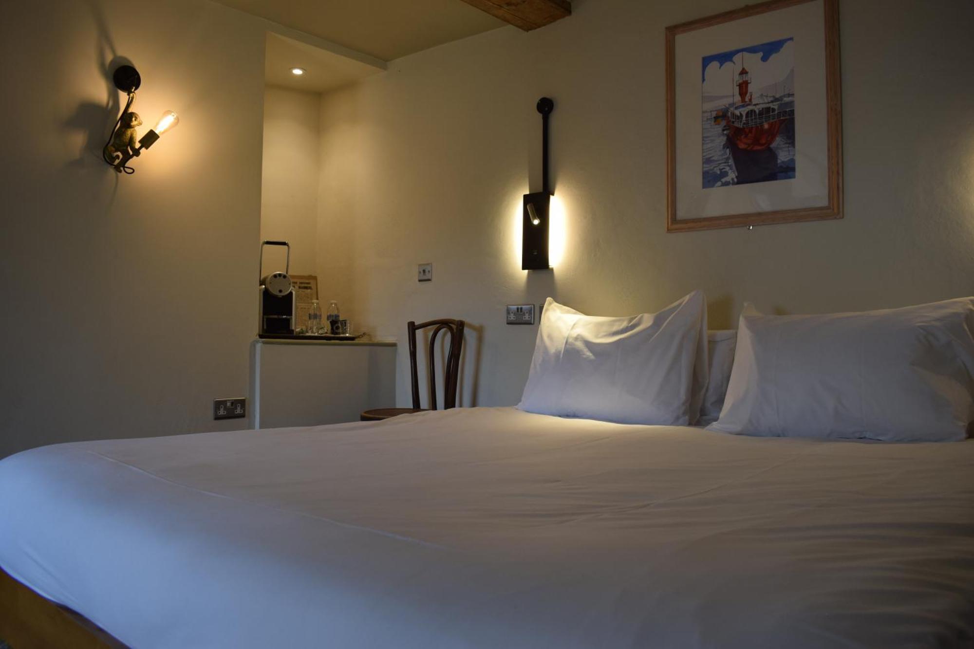 Alma Inn & Dining Rooms 하위치 외부 사진