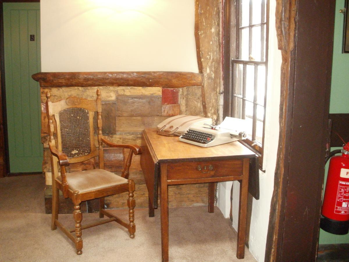 Alma Inn & Dining Rooms 하위치 외부 사진