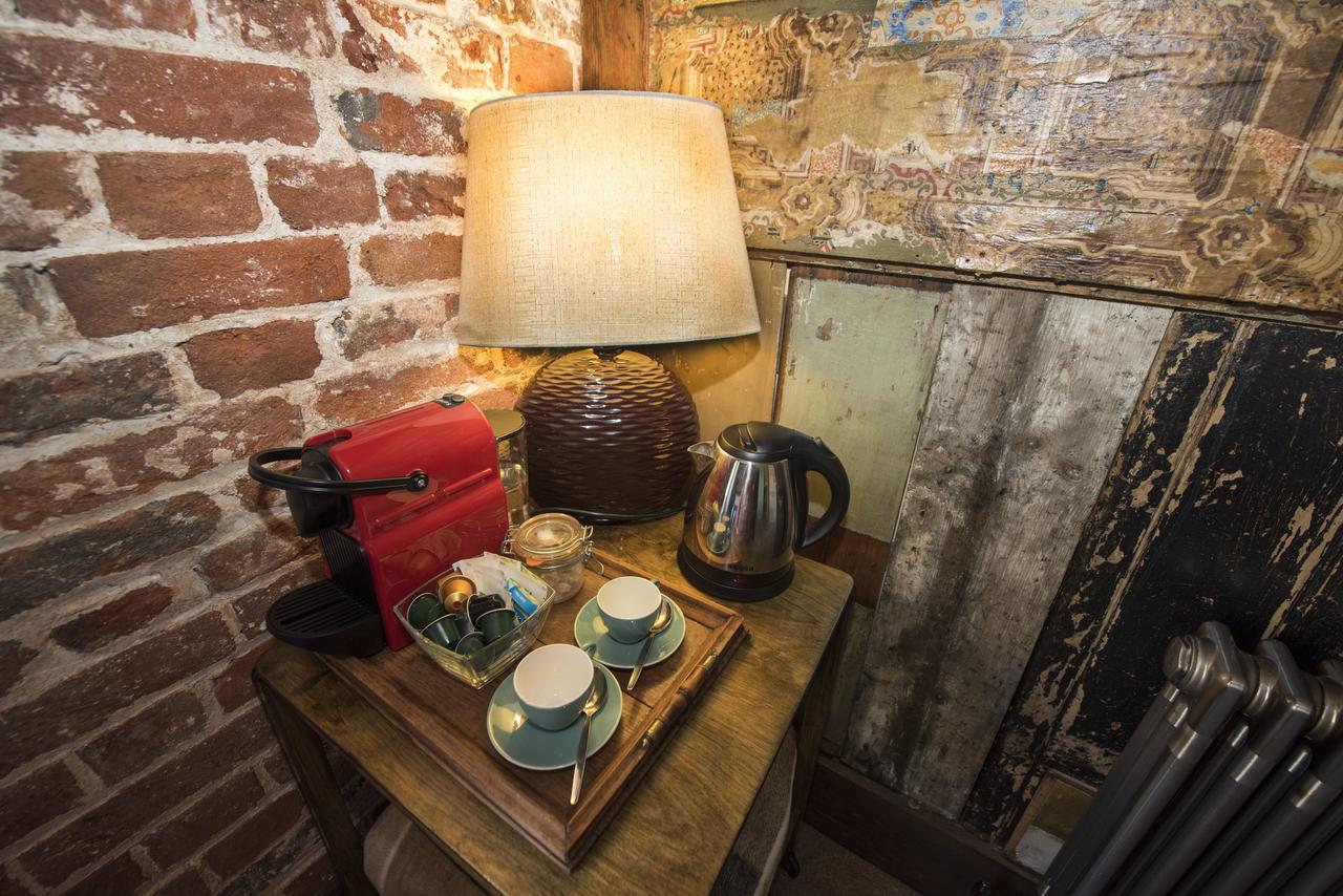 Alma Inn & Dining Rooms 하위치 외부 사진